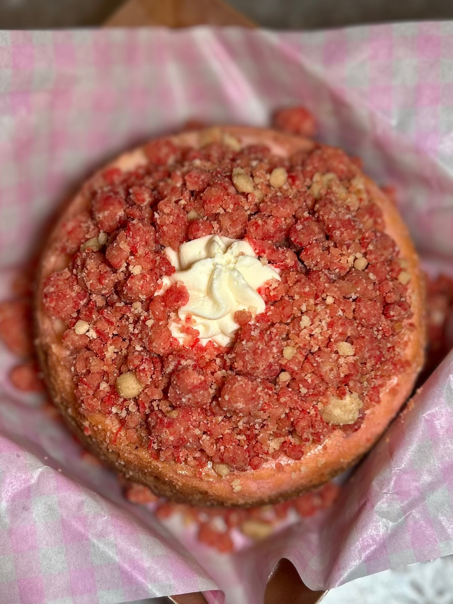 Extra Cookies Strawberry Cheesecake