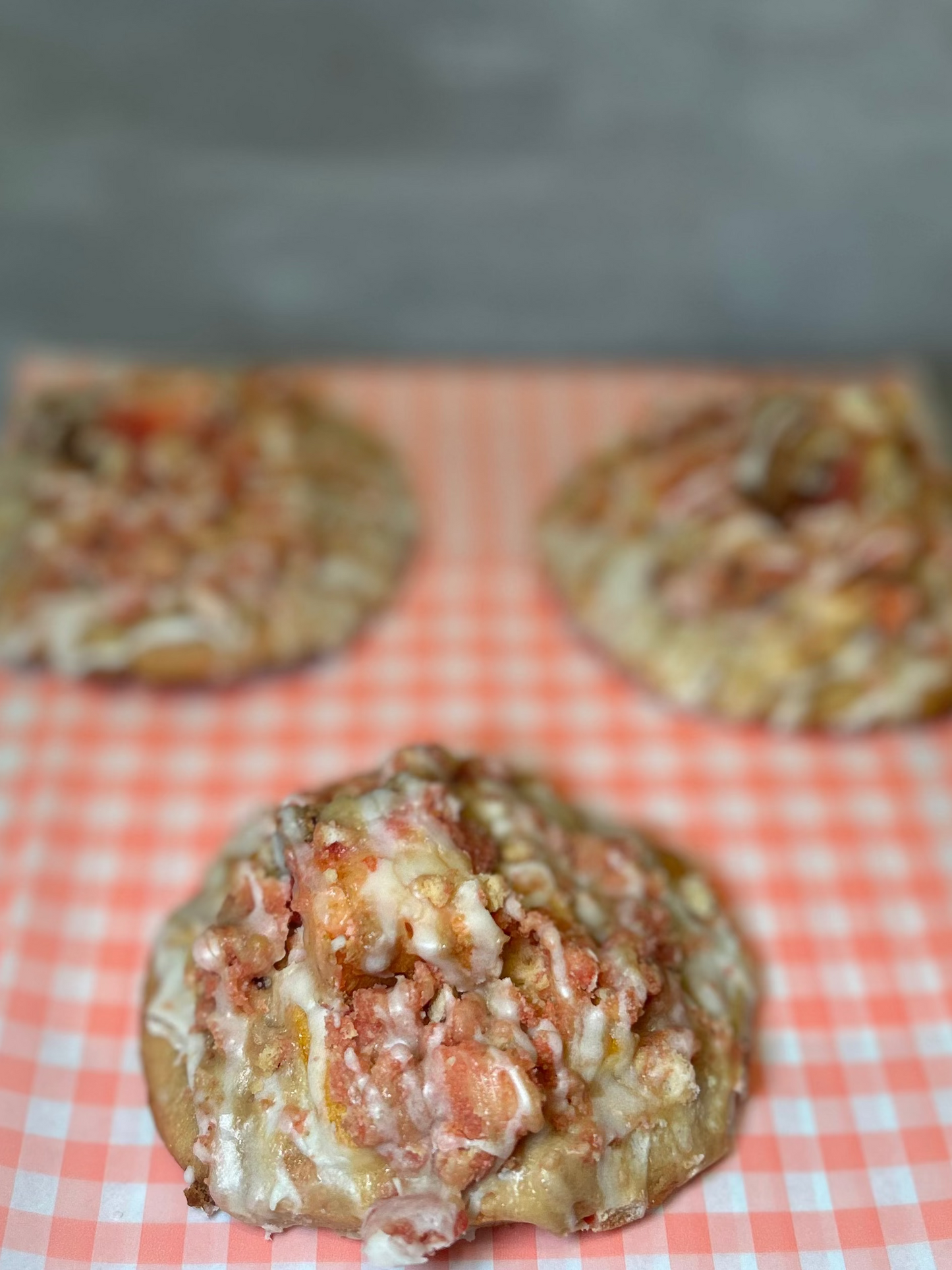 Banana Strawberry Crunch Cheesecake Cookies
