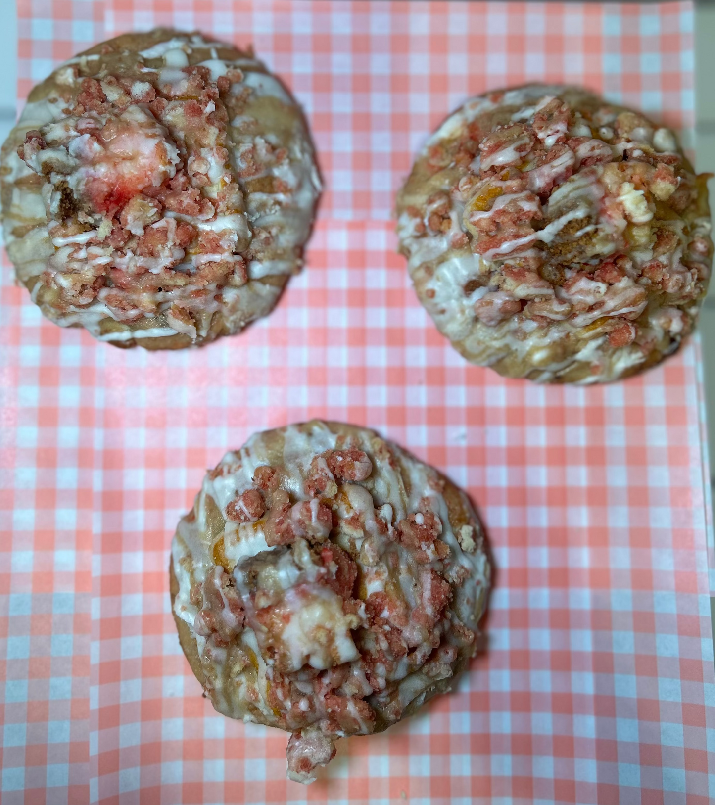 Banana Strawberry Crunch Cheesecake Cookies